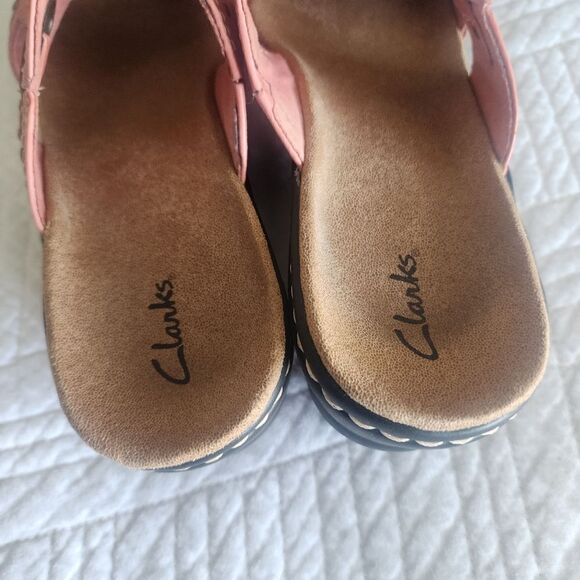 Clarks leather slide on sandals - Picture 6 of 10